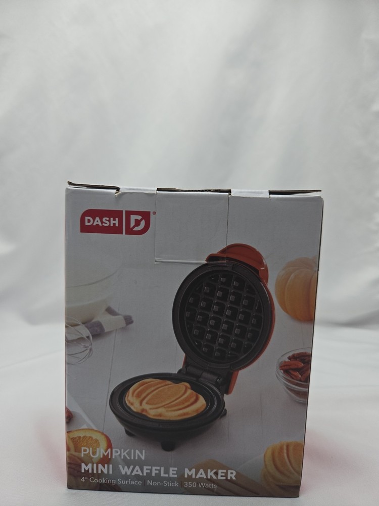 Dash Pumpkin Mini Waffle Maker Non Stick 4" Cooking Surface New Open Box