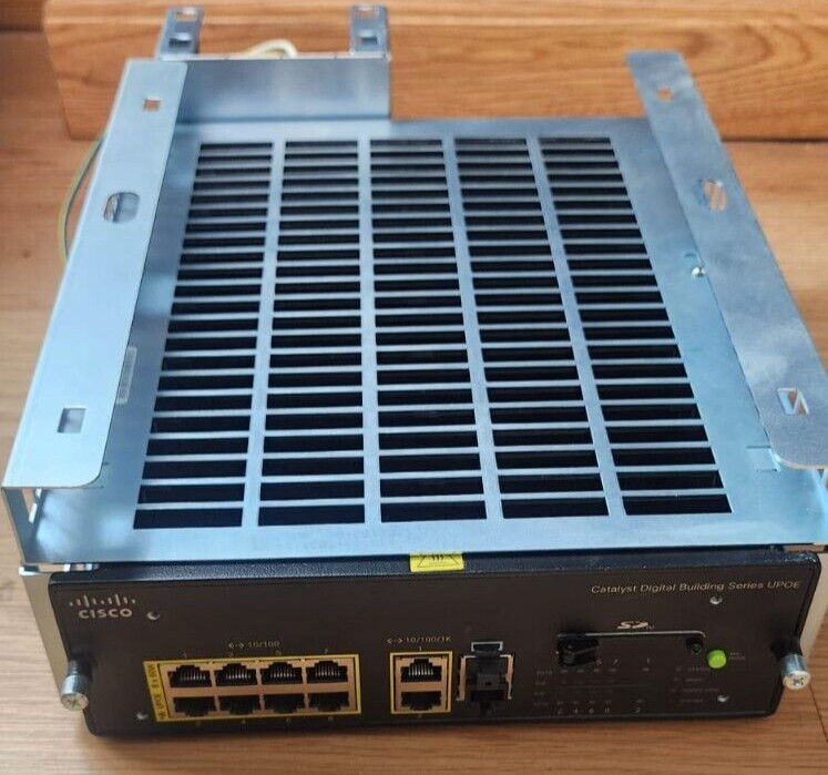 Cisco CDB-8U Cisco Catalyst CDB-8U Switch UPOE 