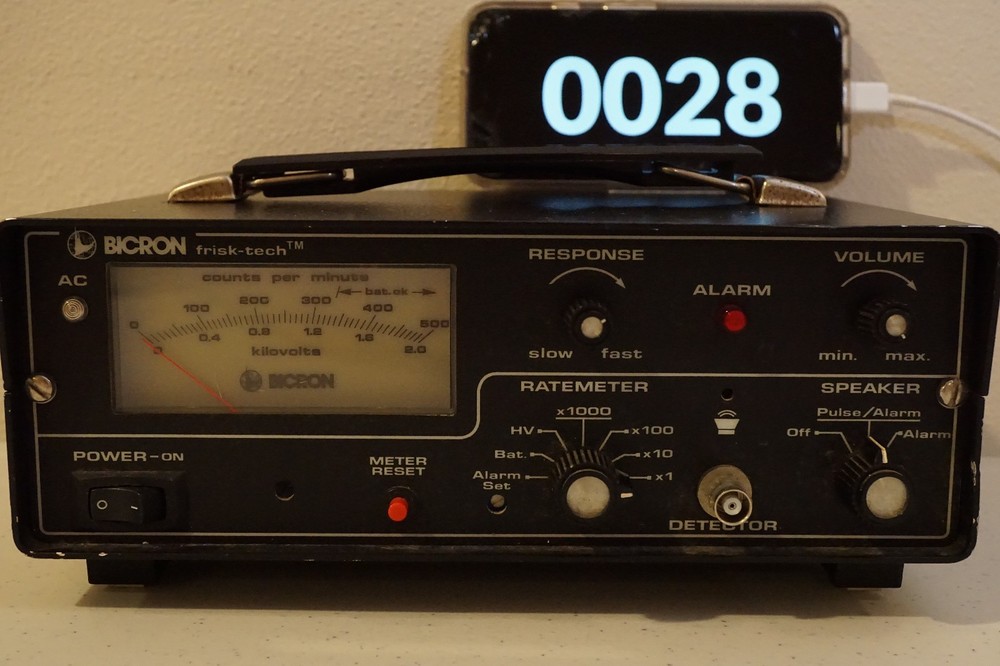 Bicron Frisktech Benchtop Radiation Meter 0028