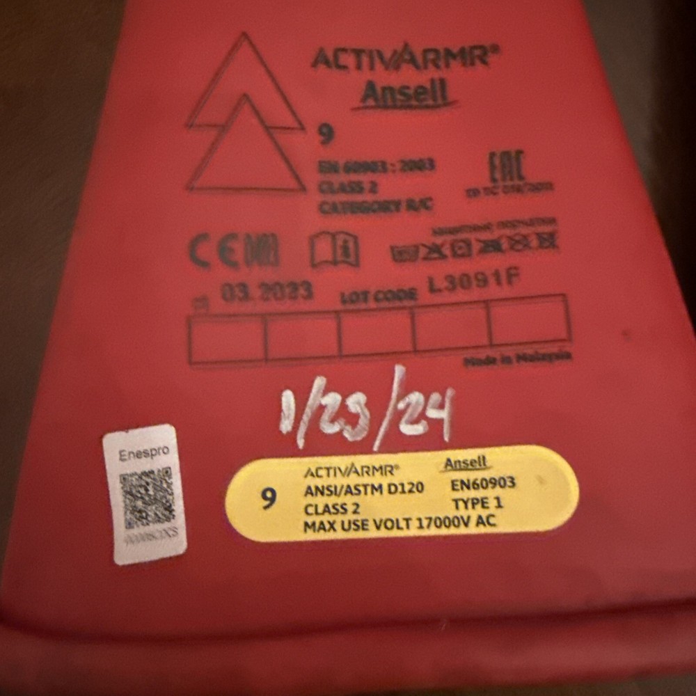 Ansell Class 2 Type 1 Electrical Gloves Max Volt 17000v AC