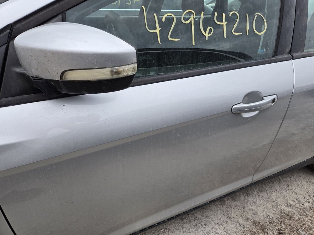 2015-2018 Ford Focus Front 4.2" Display Screen