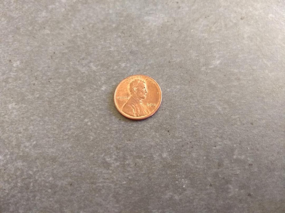 1986 Lincoln cent with error on reverse