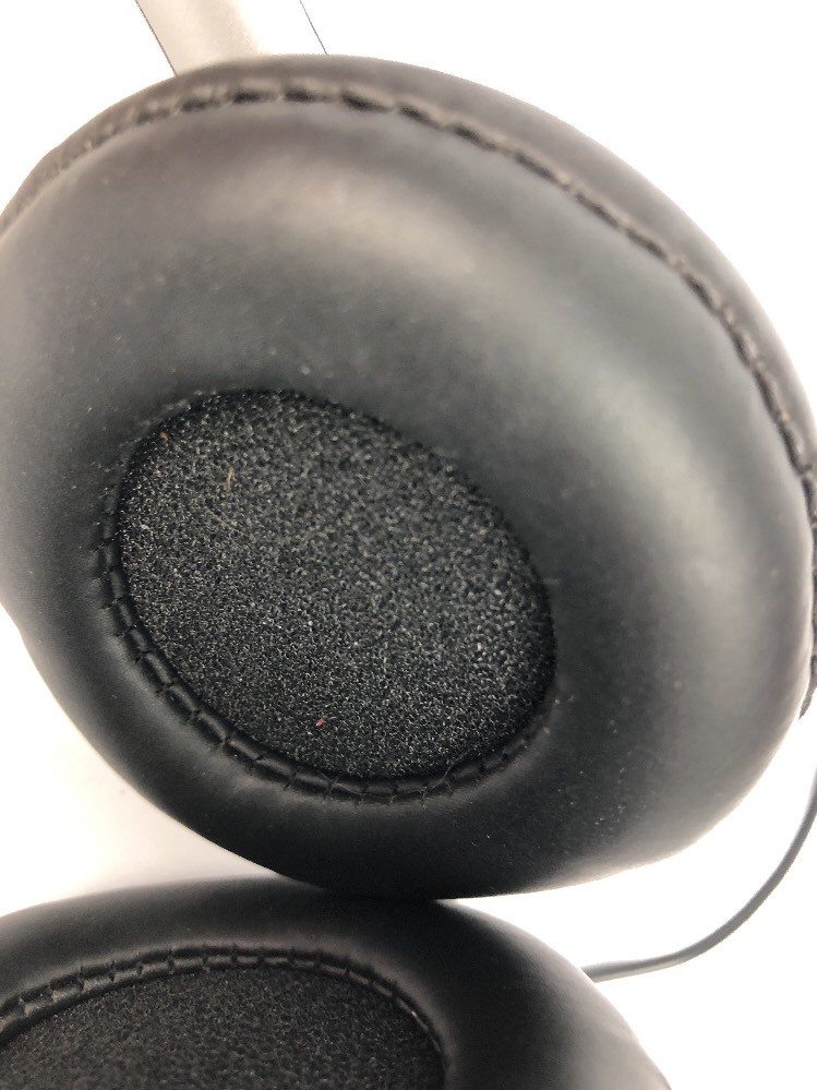 Logitech Premium STEREO Headset w/Microphone & Volume Control Brand NEW