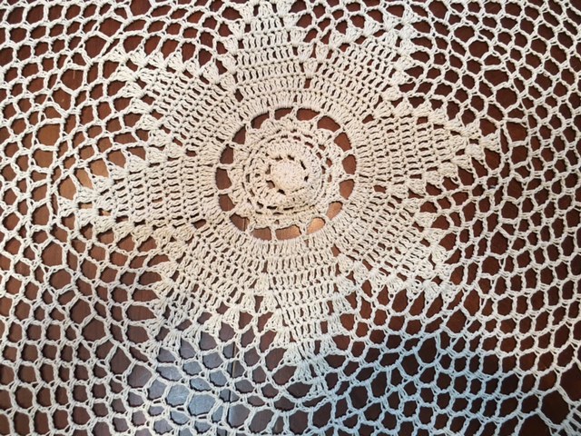 Round Handmade Crochet Lace Tablecloth COLOR BEIGE 100 % COTTON -