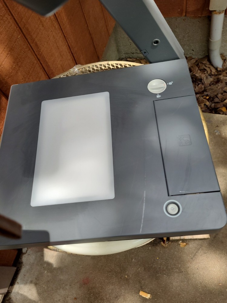 Elmo P100 16x Zoom Visual Presenter Projector Presentation Machine