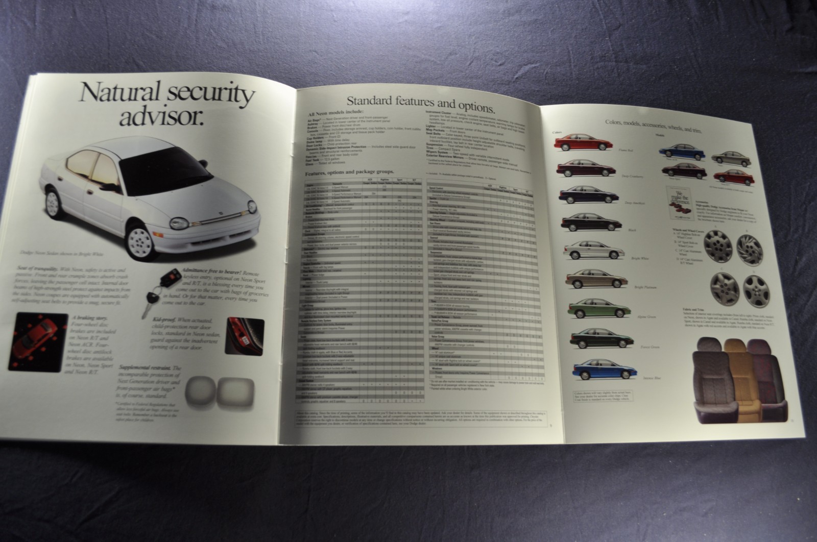 1999 Dodge Neon Catalog Brochure R/T Sport Coupe Excellent Original 99