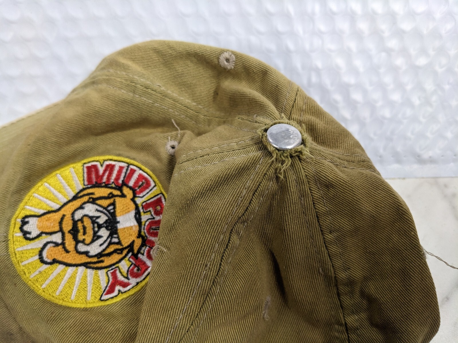 VINTAGE MUD PUPPY BULLDOG ADJUSTABLE HAT CAP USA TIBBAN MFG DAD MENS COMFORTABLE