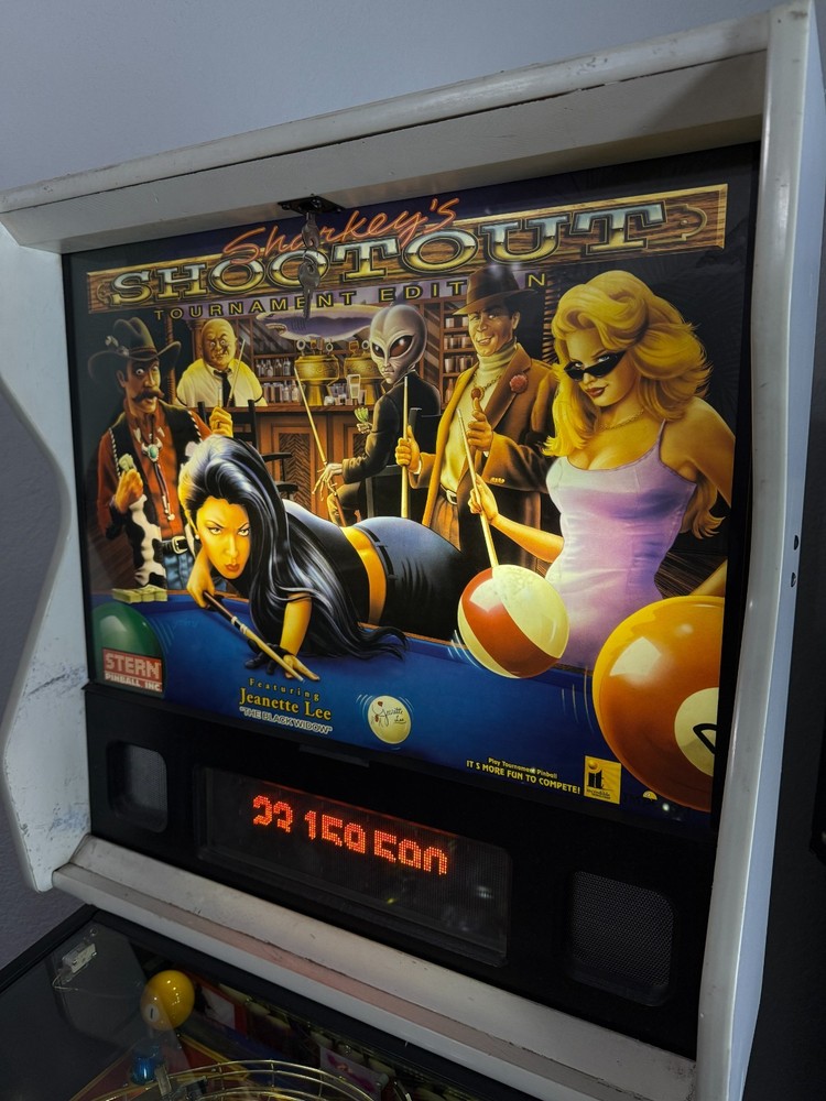 Sharkeys Shootout Pinball Machine