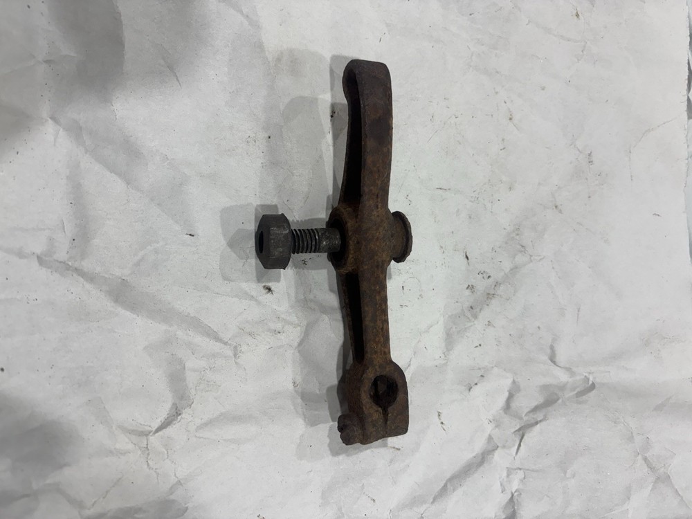3 HP Fairbanks Morse Ignitor Fired Engine Rocker Arm