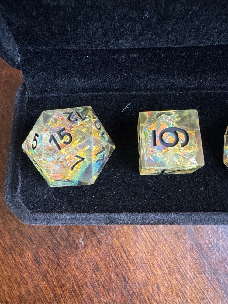 Liquid Core Sharp Edge Resin Dice Set Dungeons & Dragons Haxtec