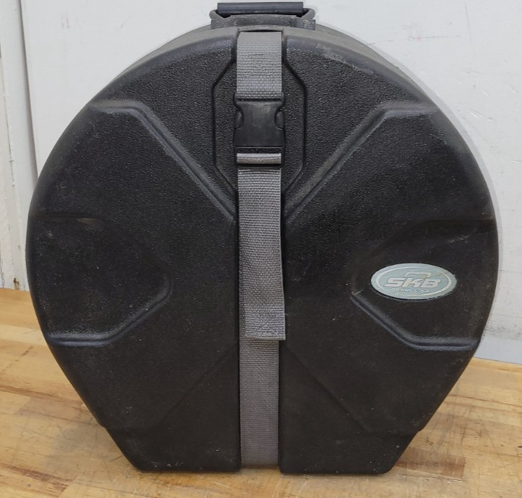 SKB Drum Case w/Padded Interior 18" - USED