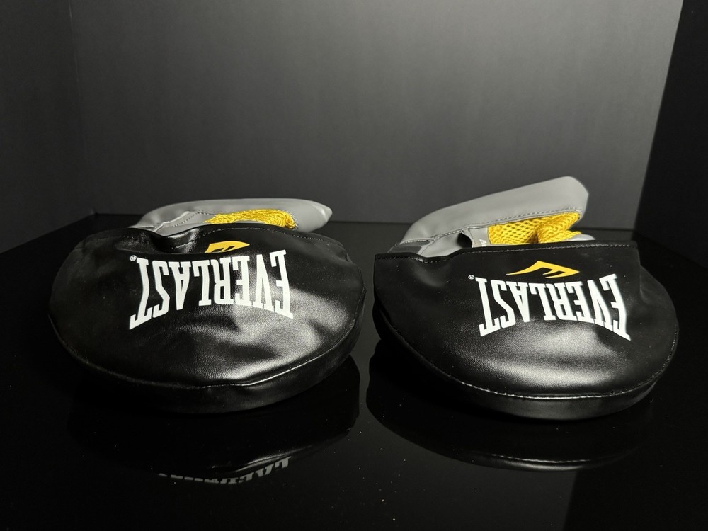 Everlast Mantis Punch Mitts Black/Gray