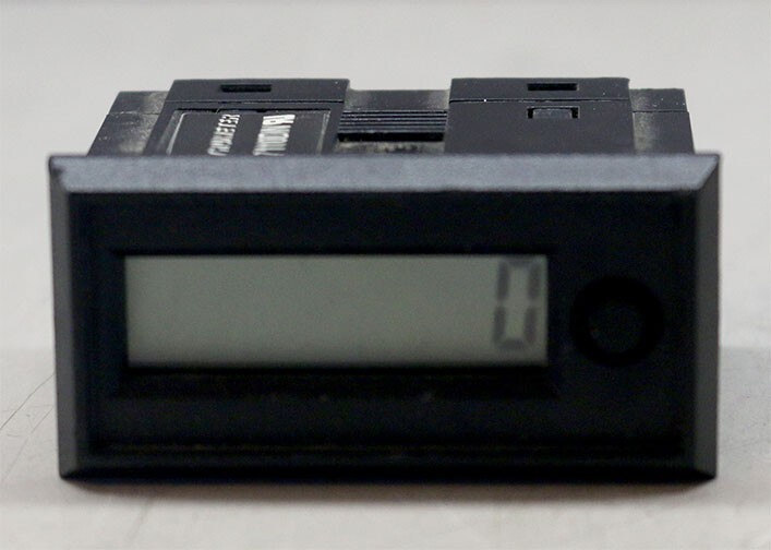 Trumeter 7110DIN Electronic Totalizer with Front Reset Counter New