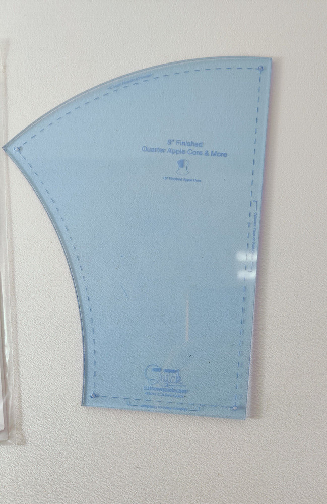 Nesting Apple Cores - Martha Thompson Quilting Pattern **WRONG SIZE TEMPLATE**