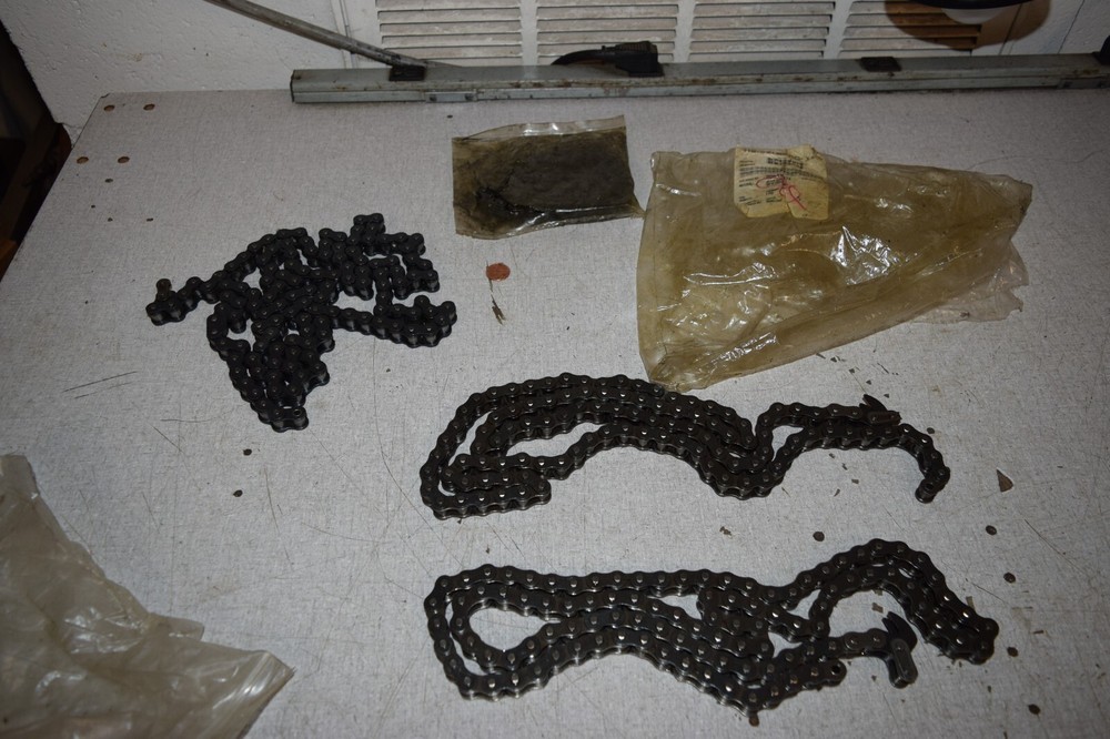 Heidelberg Press 86.015.015F Chains Lot