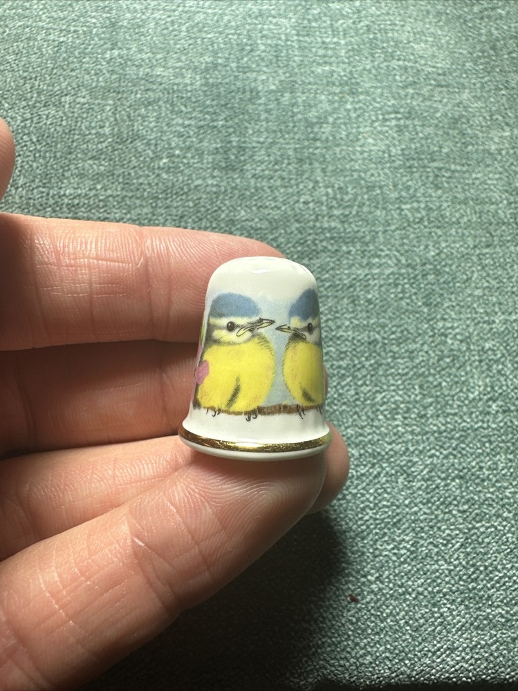 Vintage Bone China Thimble