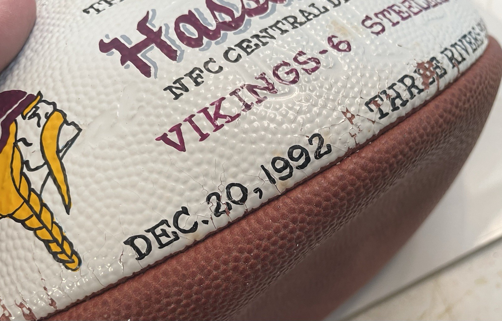 Minnesota Vikings Hassan Jones Presentation Game Used Ball Division Champs 1992