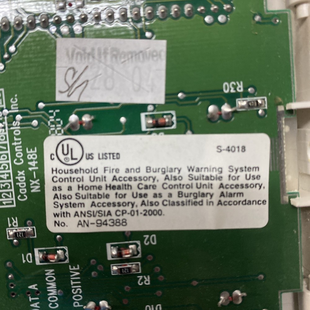 GE Interlogix NX-148E LCD Keyboard ( Missing Screw )