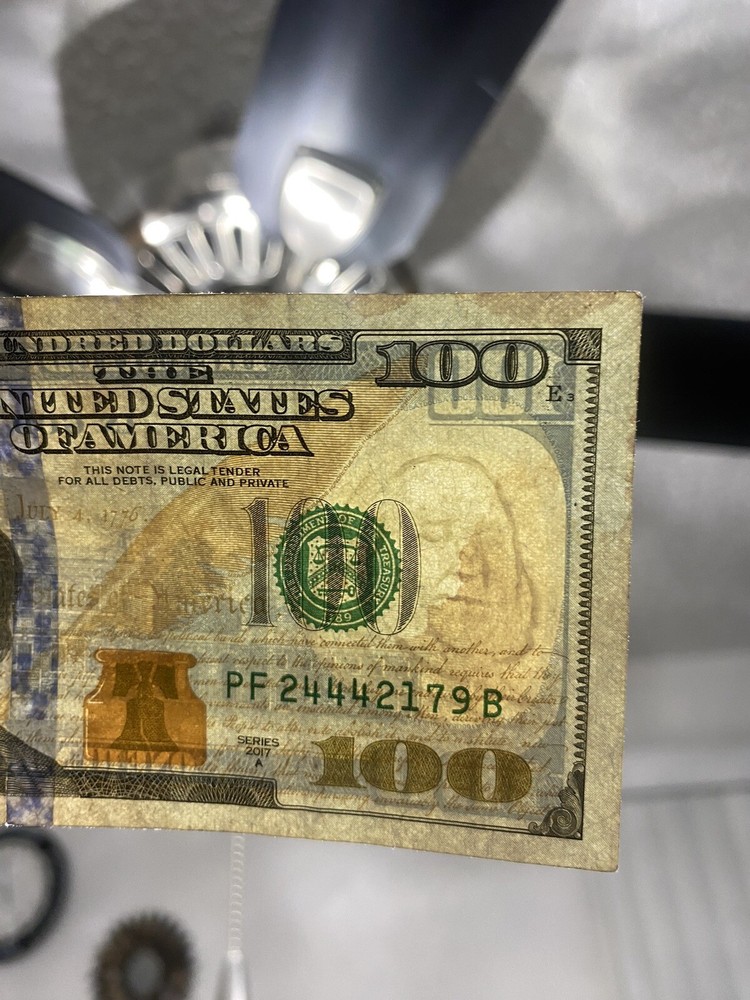 100$ Bill 2017 With A Mark On The Right Side