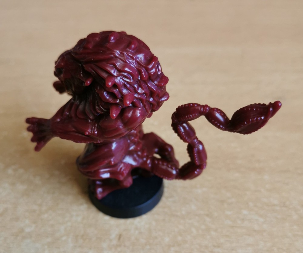 Dark World Game 1 X Manticore with stand Waddingtons 1992