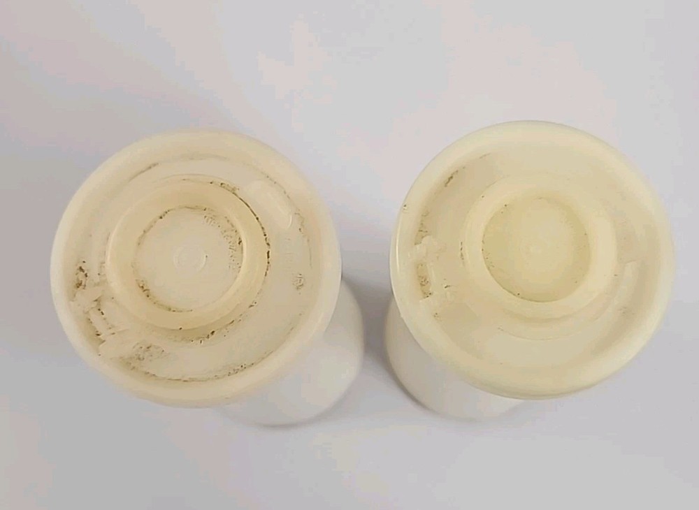 Vintage Tupperware Salt Pepper & Sifter
