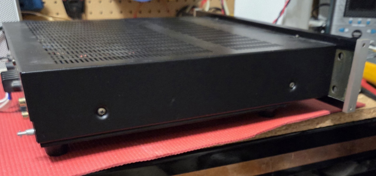 McIntosh MC7100 Solid State Power Amplifier - Very Good Condition