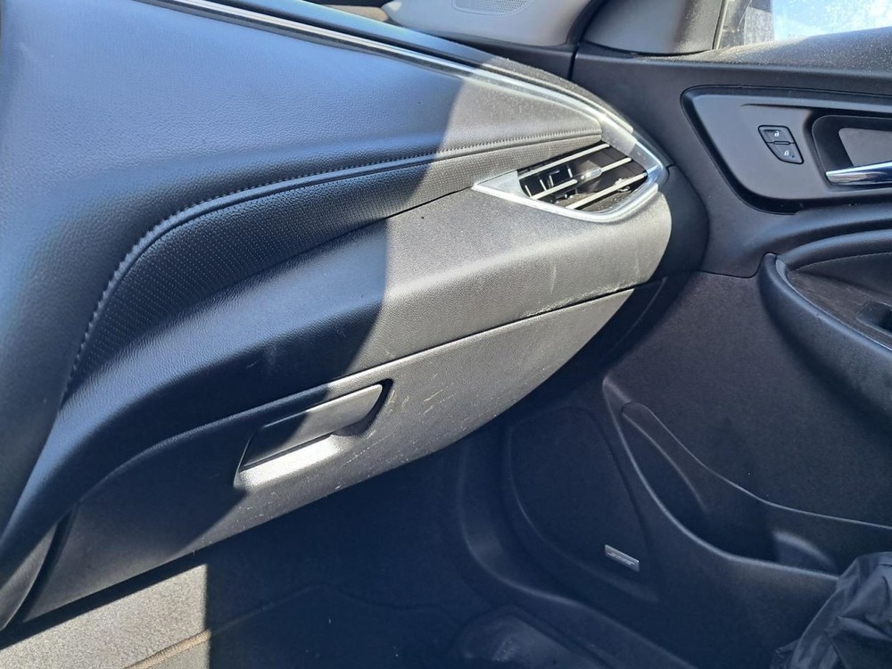 MALIBU 2017 Glove Box 4853260