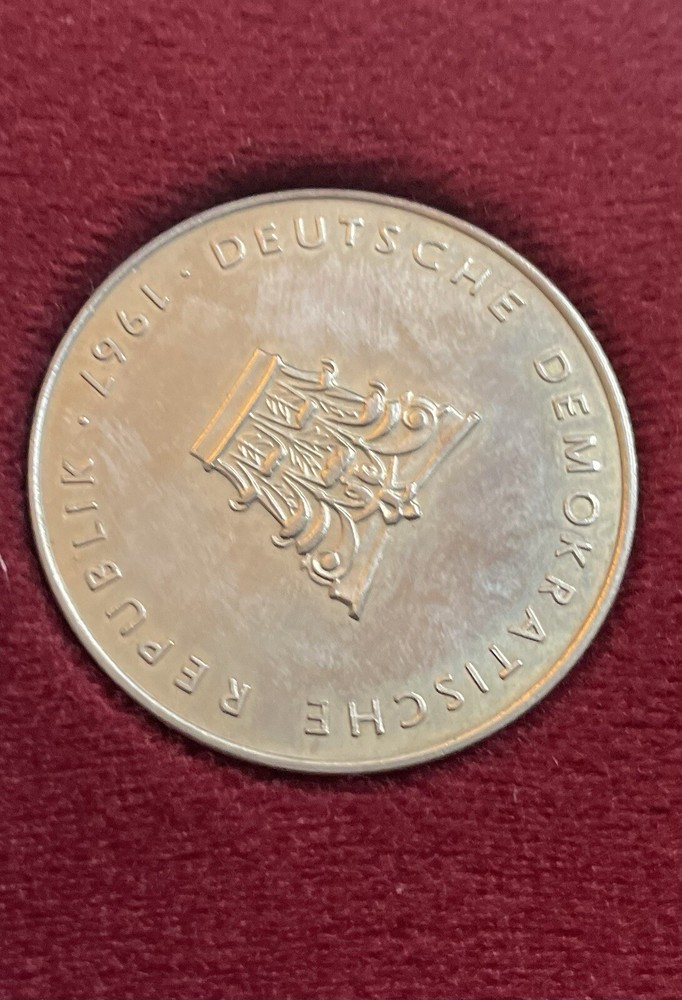 DDR 1961 Medal Silver Staatsoper