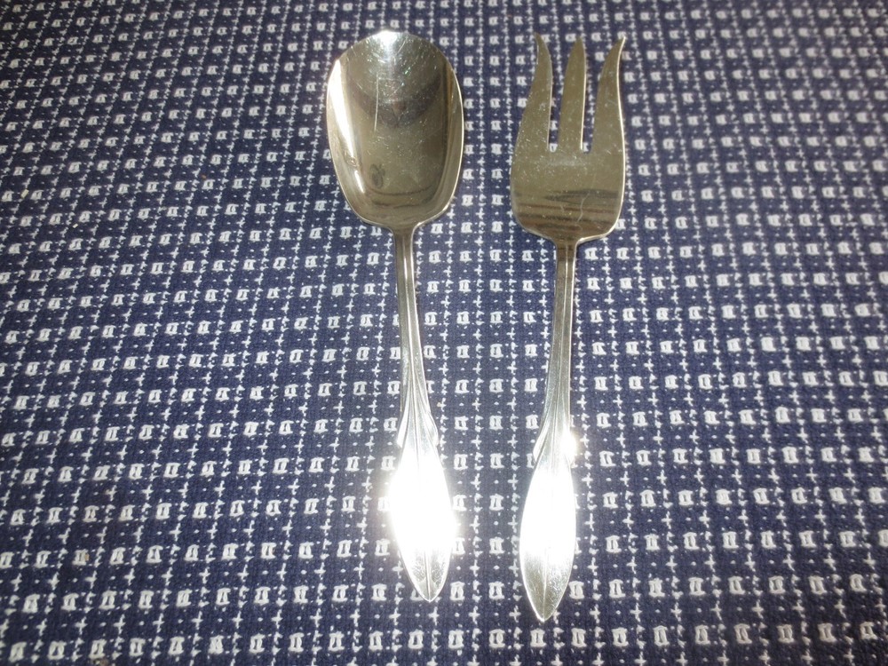 Vintage ROGERS Mfg. Co. SILVERPLATE Meat Fork & Berry Serving Spoon Set