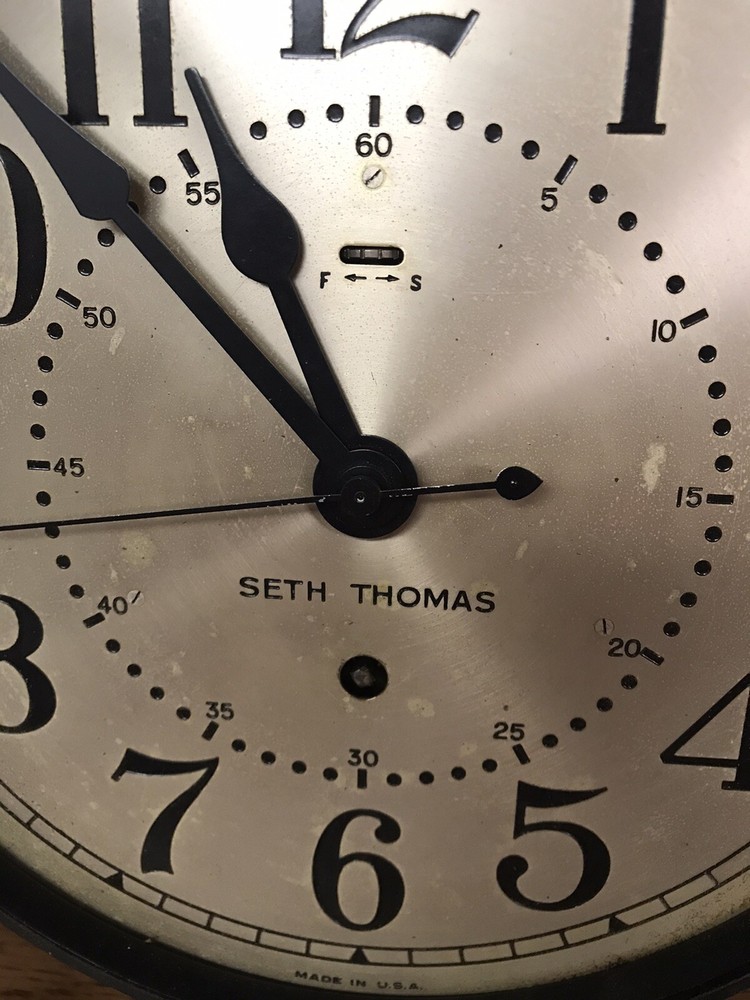 Seth Thomas Naval Type ship clock made in USA Working Condition