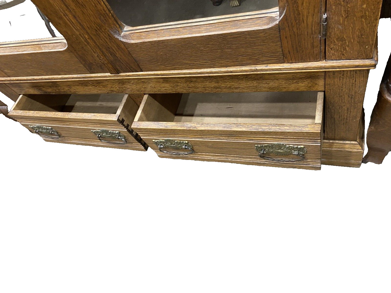 65564 Antique Victorian Oak 2 Door Wardrobe Cabinet