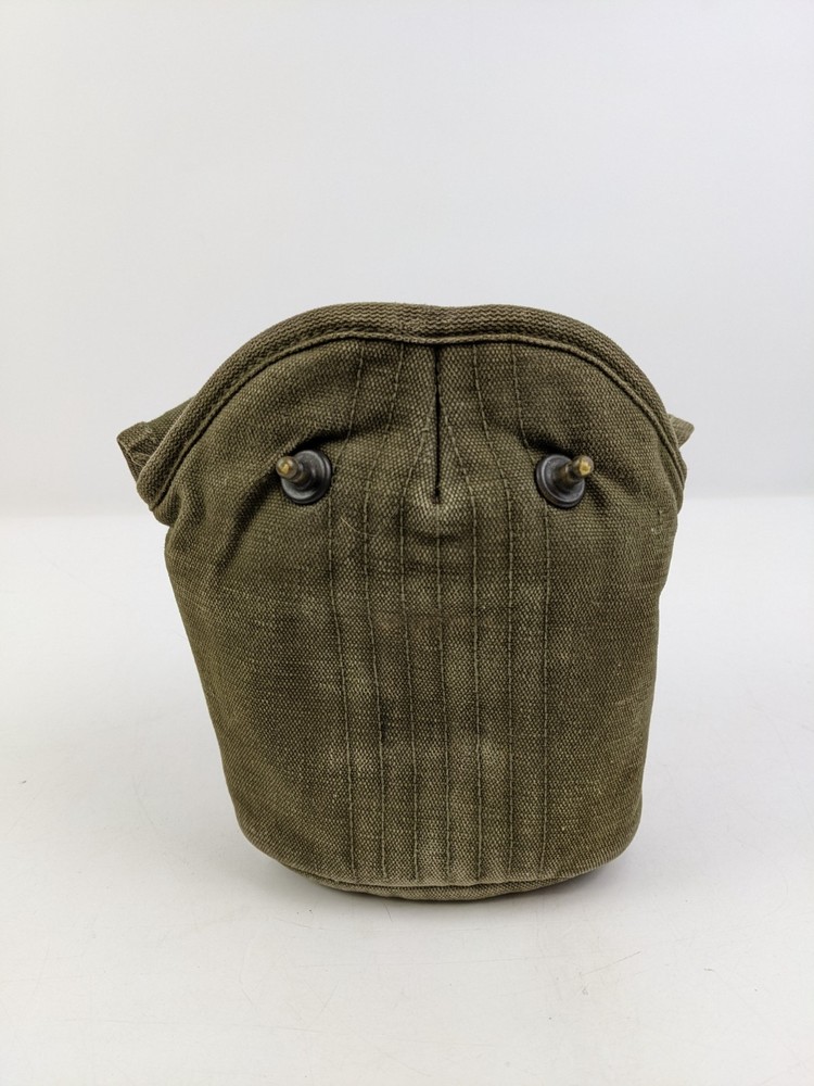 ORIGINAL WWII US ARMY CANTEEN CARRIER COVER GREEN