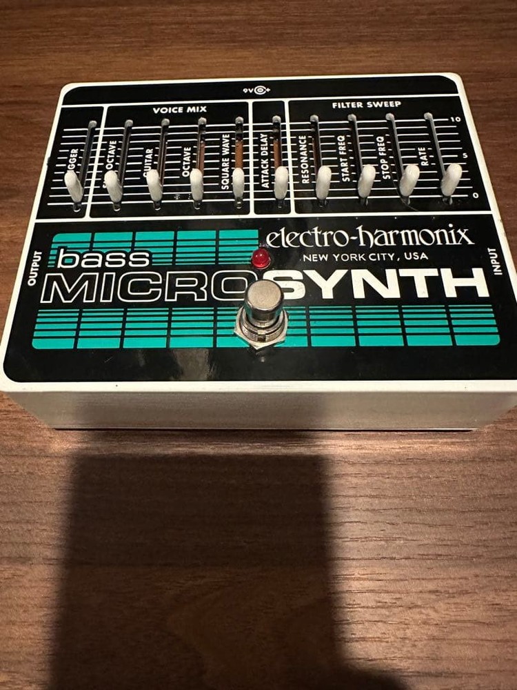 electro-harmonix bass MICRO SYNTH