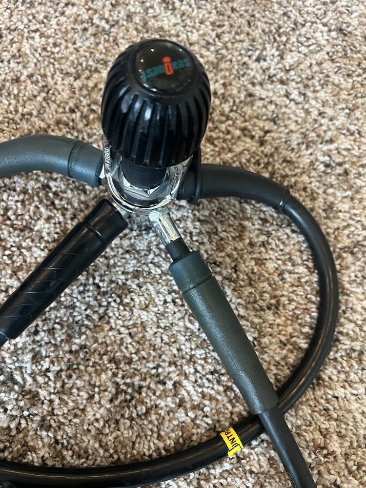 Seaquest Suunto Solution Dive Computer Console Regulator Octopus