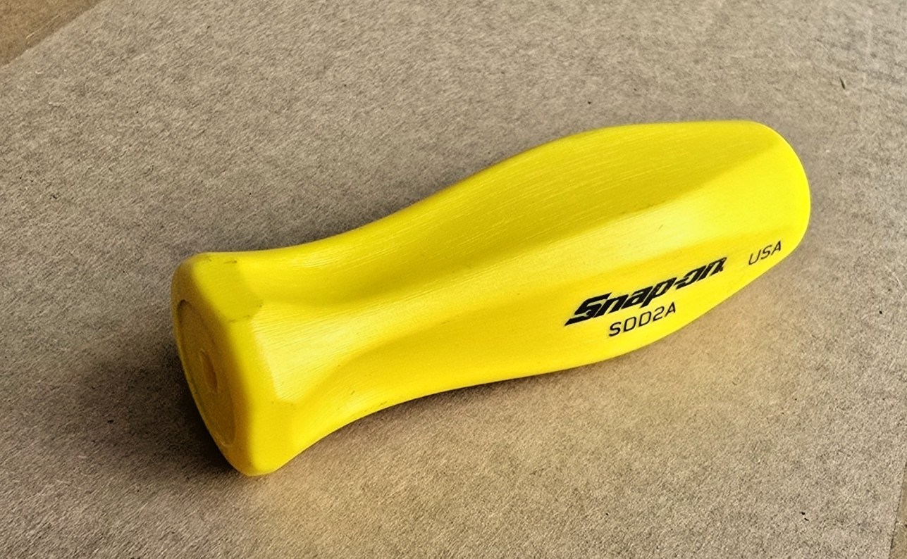 SNAP-ON TOOLS CLASSIC YELLOW HARD PLASTIC SCREWDRIVER HANDLE SDD2A DISCONTINUED