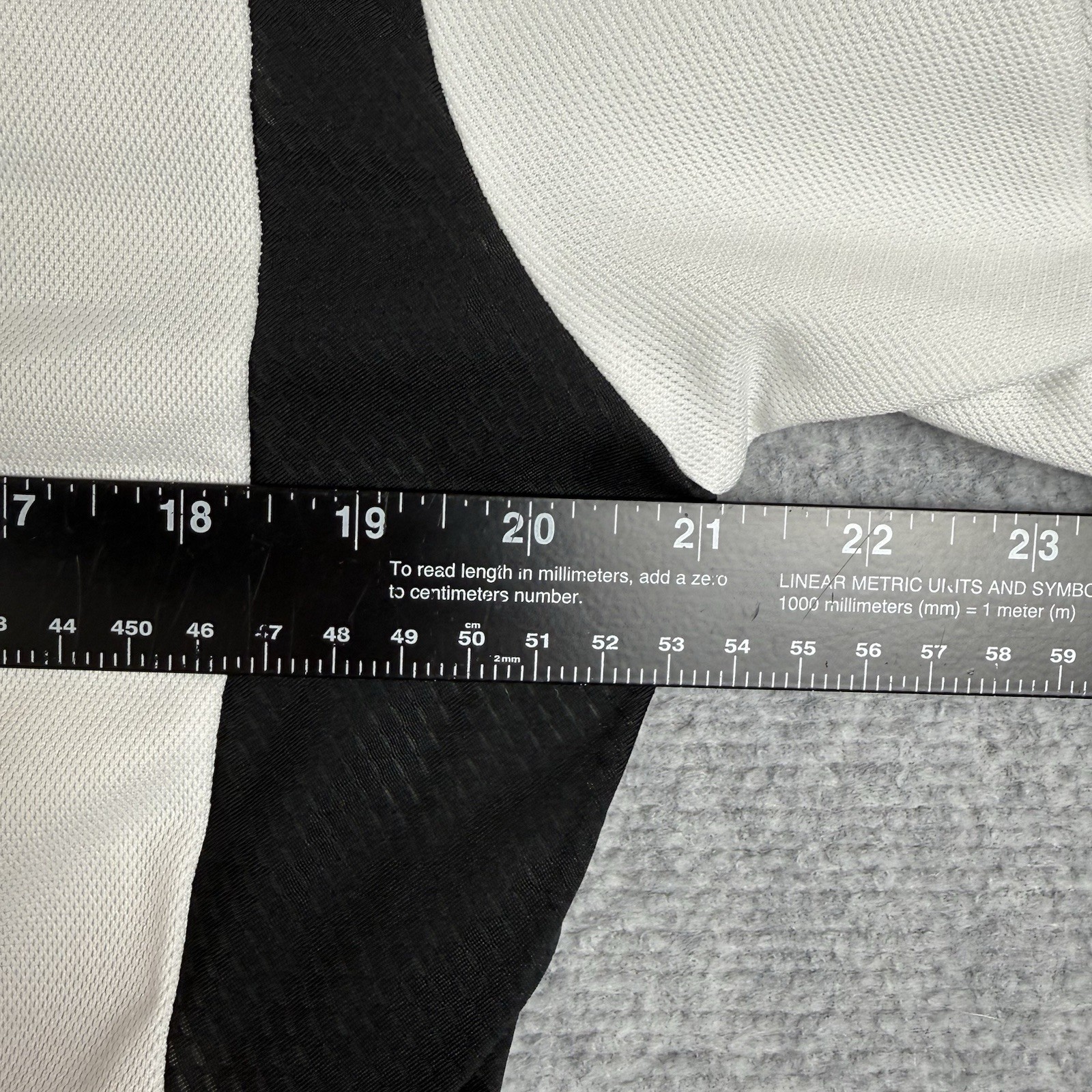 Adidas 2022 FIFA World Cup Germany White Black Soccer Jersey Shirt Size Large