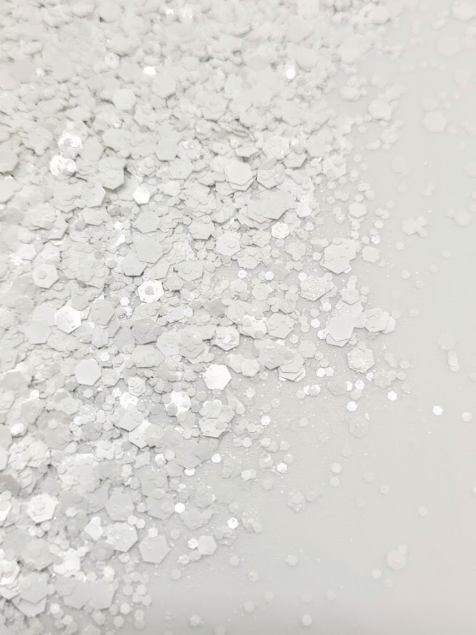 Holographic Chunky White Glitter - Snowflake 3 oz.