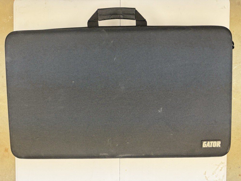 Pioneer DDJ-SX3 Performance DJ Controller