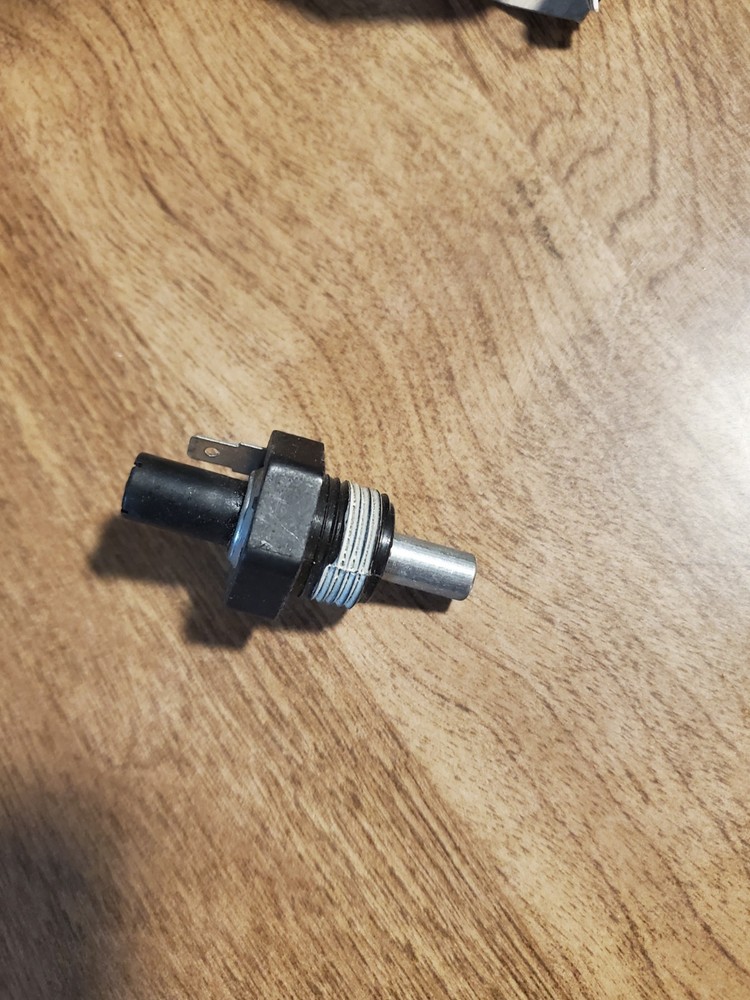 TS5003 Air Charge Temperature Sensor - NOS
