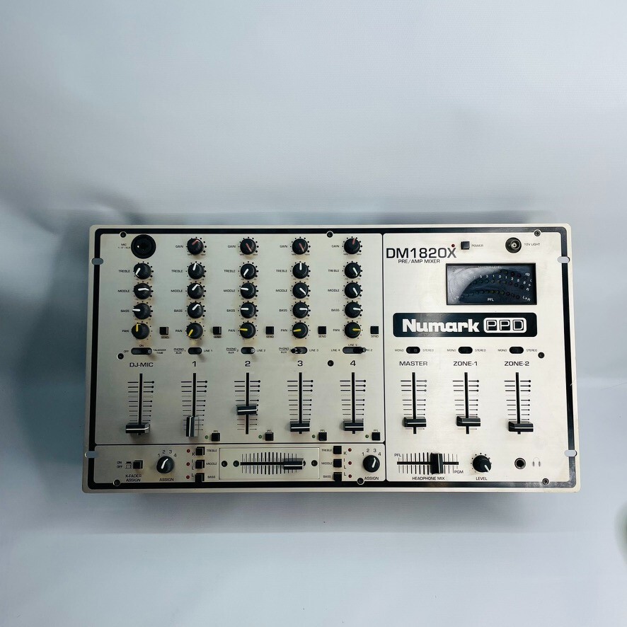 Numark PPD DM1820X Pre/Amp Mixer
