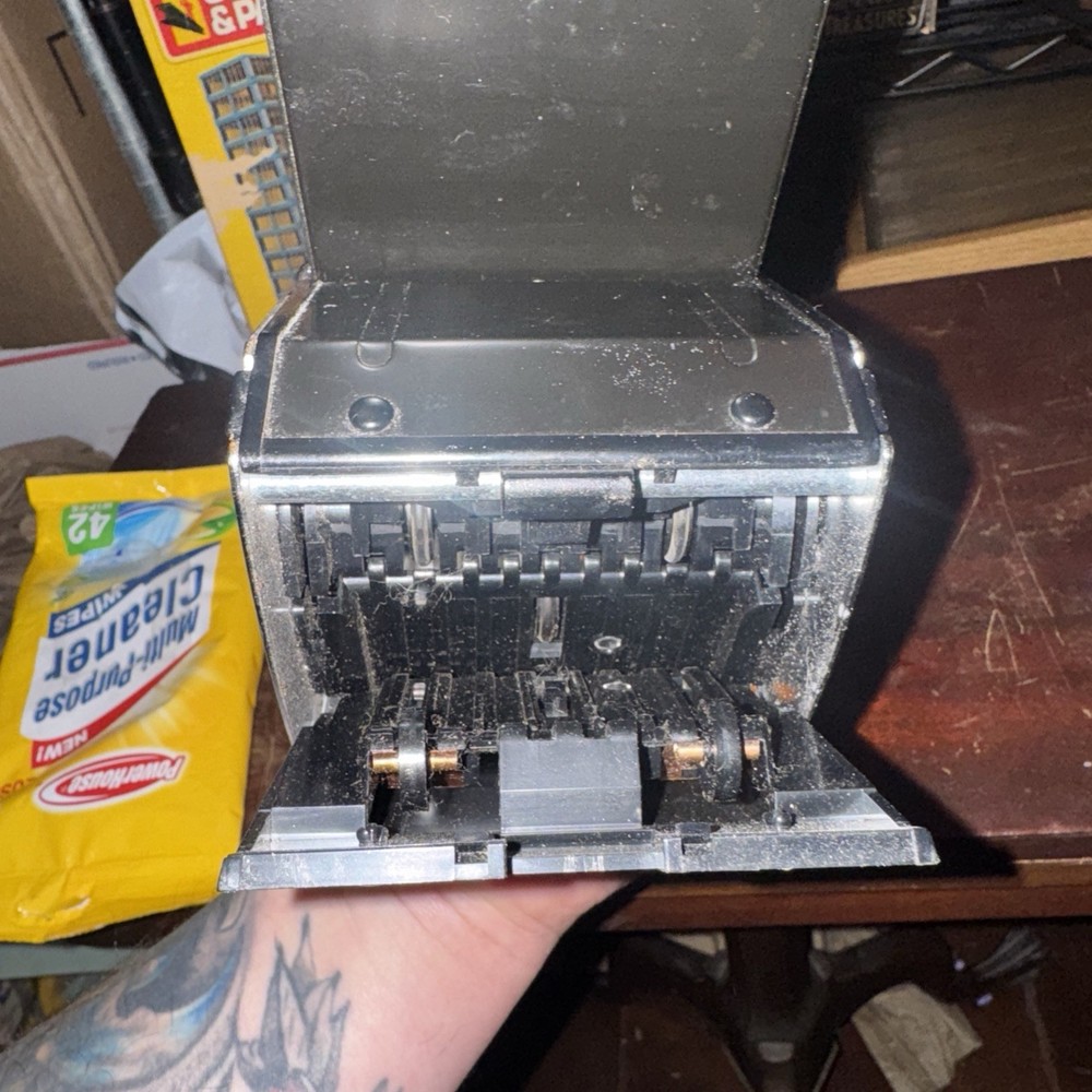 $1-$5 bill accept her cash code model 154