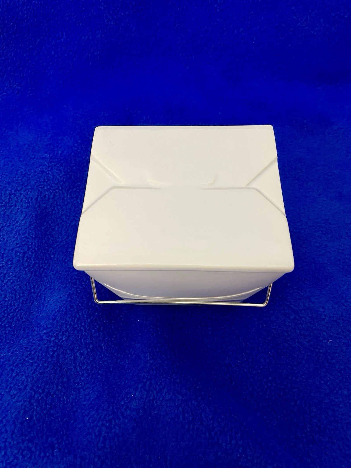 Pottery Barn White Ceramic Chinese Take Out Container W Lid Canister 4” Tall