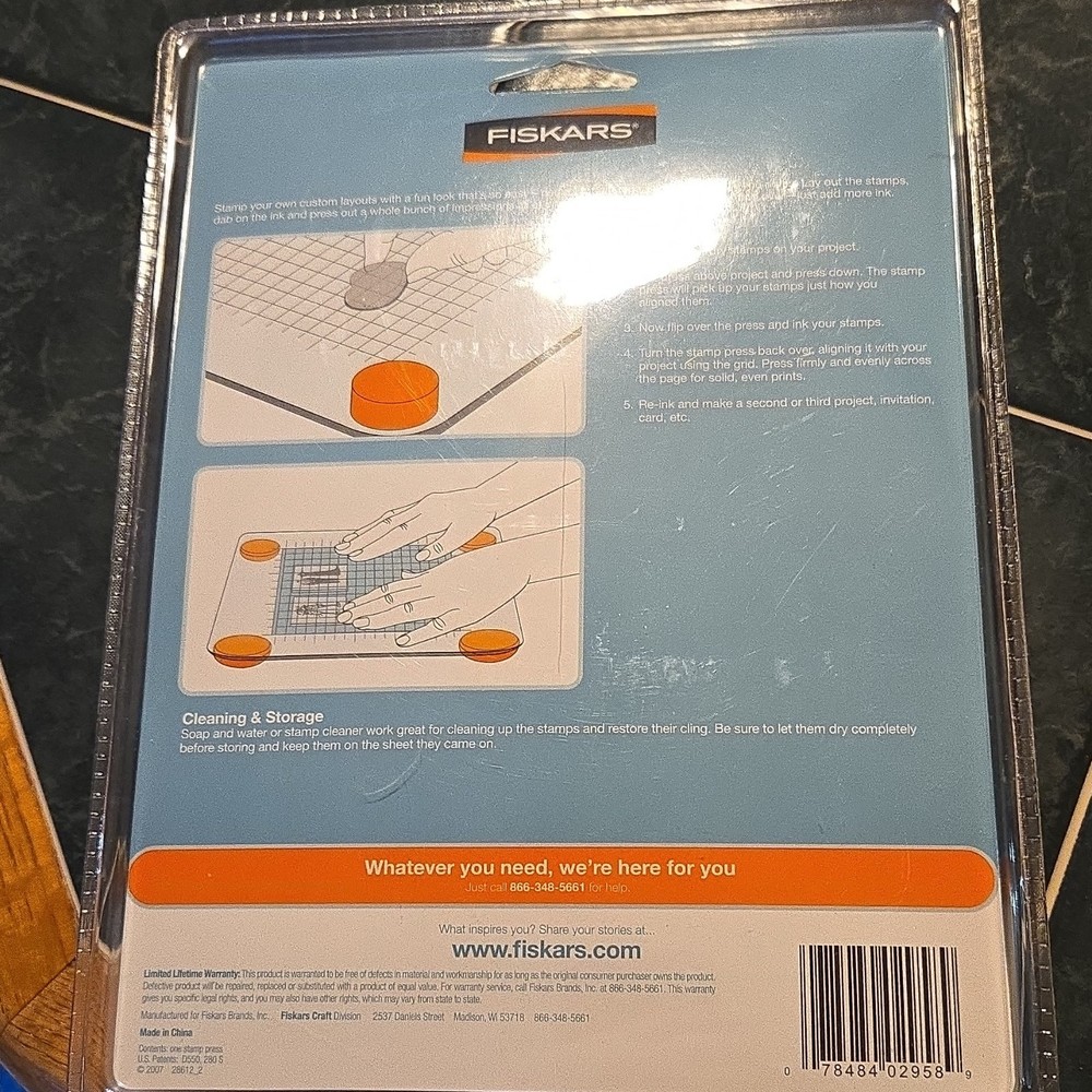 Fiskars Compact Stamp Press Easy Stamping Tool for Craft Embossing