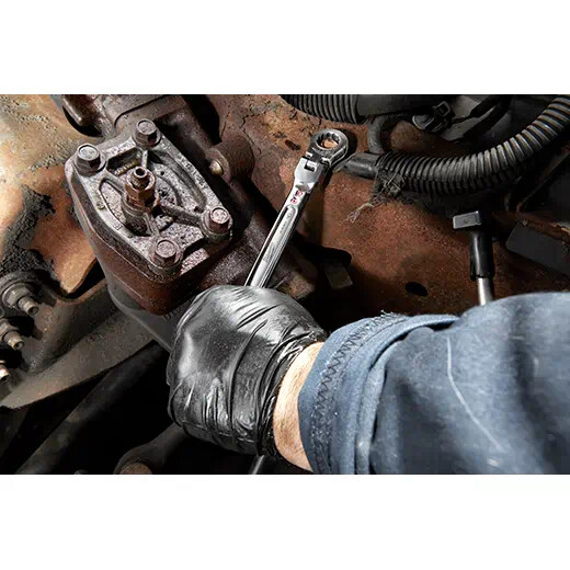 Milwaukee Combination Wrench Flex Head Ratcheting 18Mm