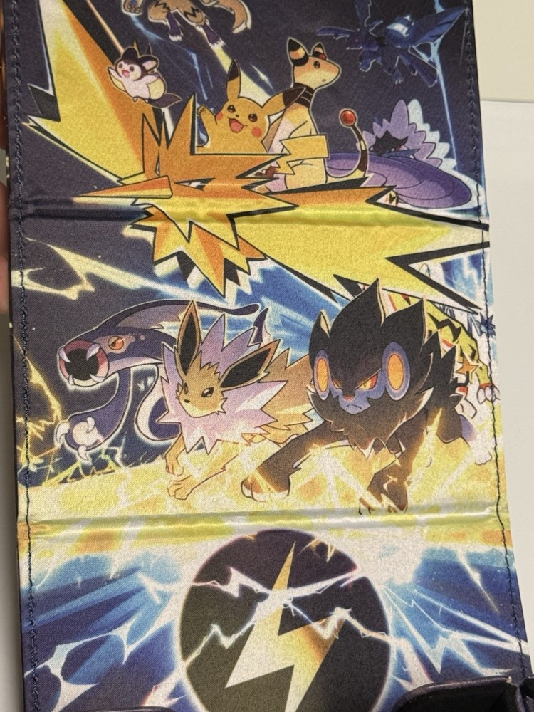 Pikachu Lighting Deck Box