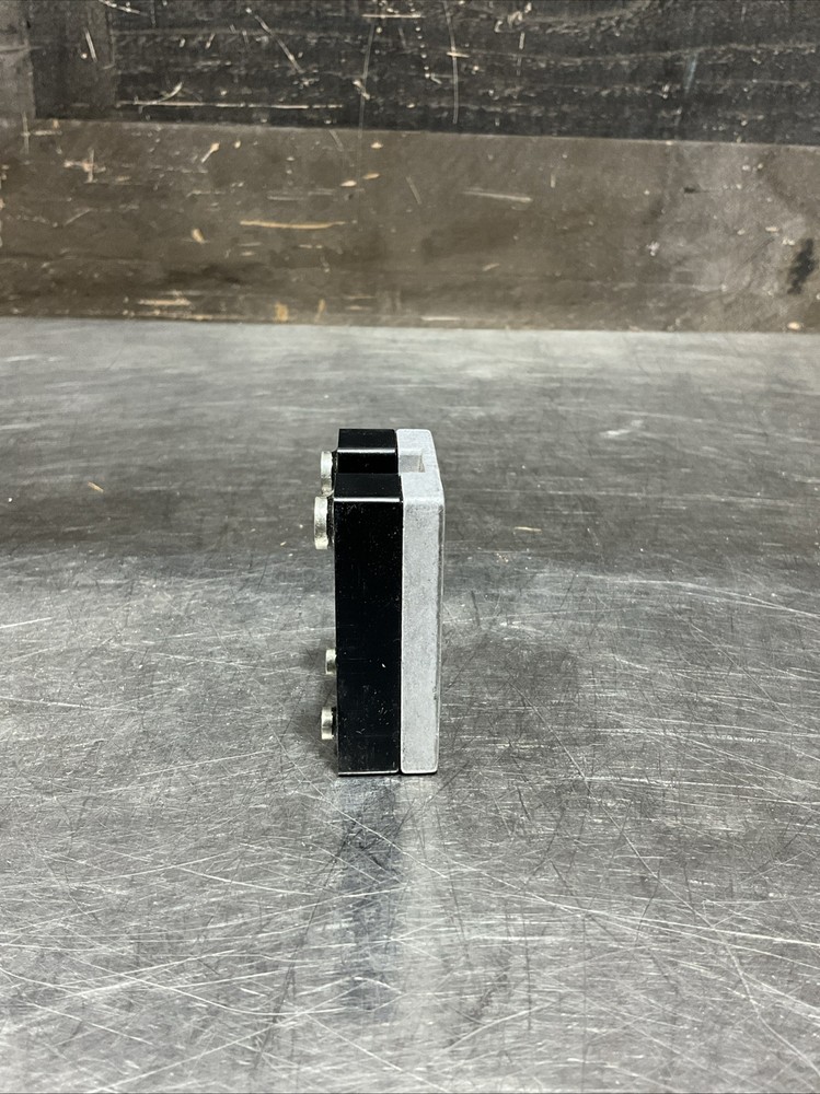 Opto 22 240D10-7 Solid State Relay NOS