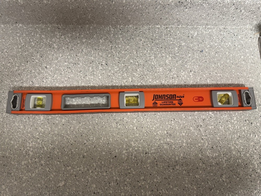 Johnson Standard Level Magnetic GripTight Endcap Orange Aluminum