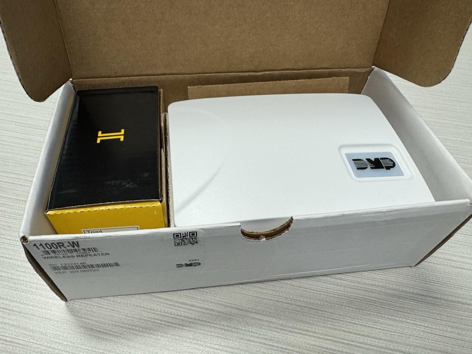 DMP 1100R-W Wireless Repeater with Transformer