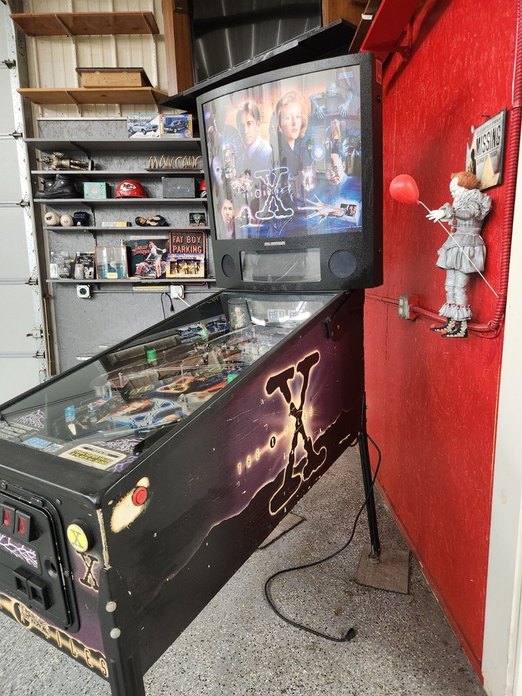 X files pinball machine
