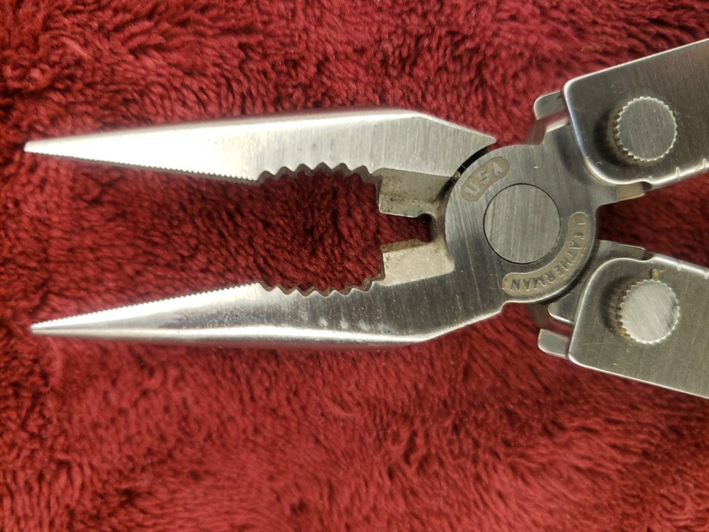 Leatherman ~ PST Multi tool 0400 0600 Date Codes